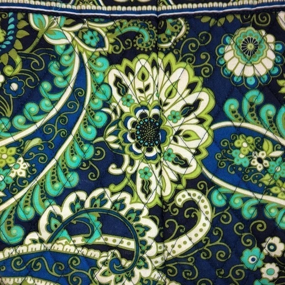 Vera Bradley Bag Retired Pattern - Picture 5 of 7